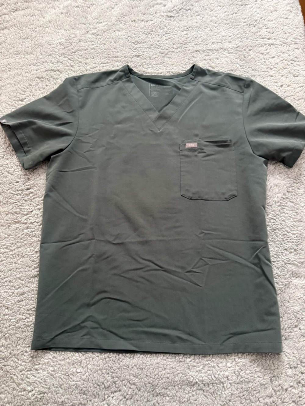 Figs Olive Green Men's Scrubs Set